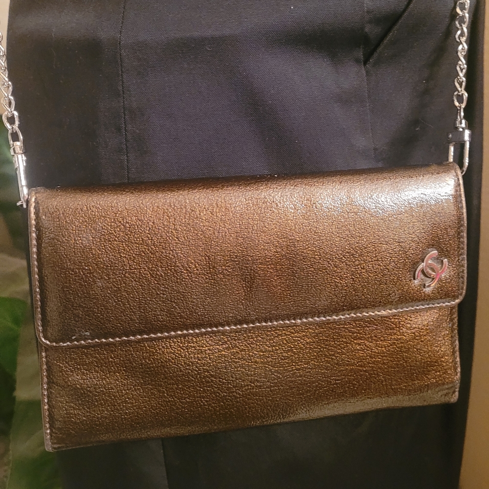 Authentic Chanel Wallet on Chain - Picture 3 of 14